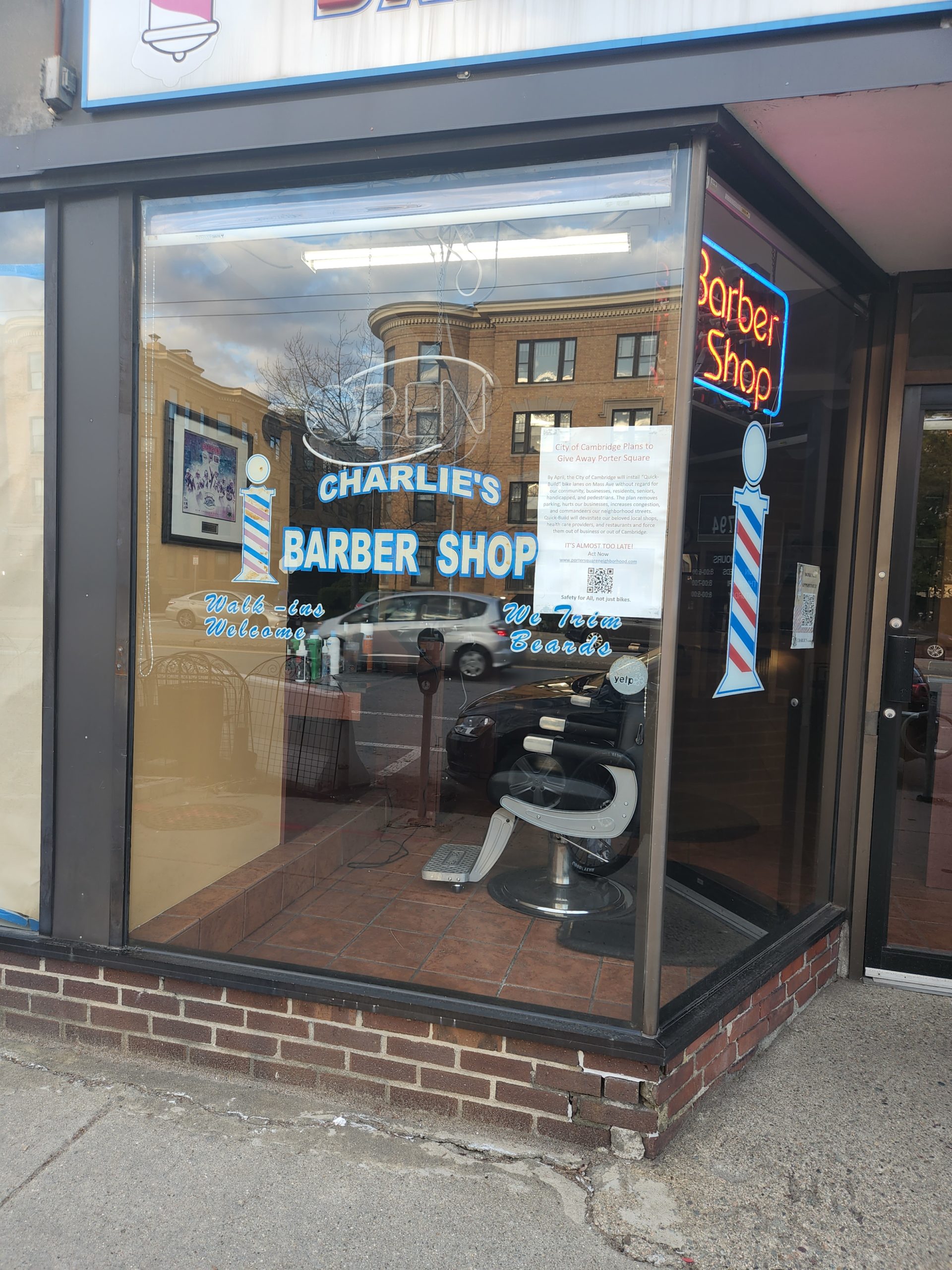 Charlie’s Barber Shop
