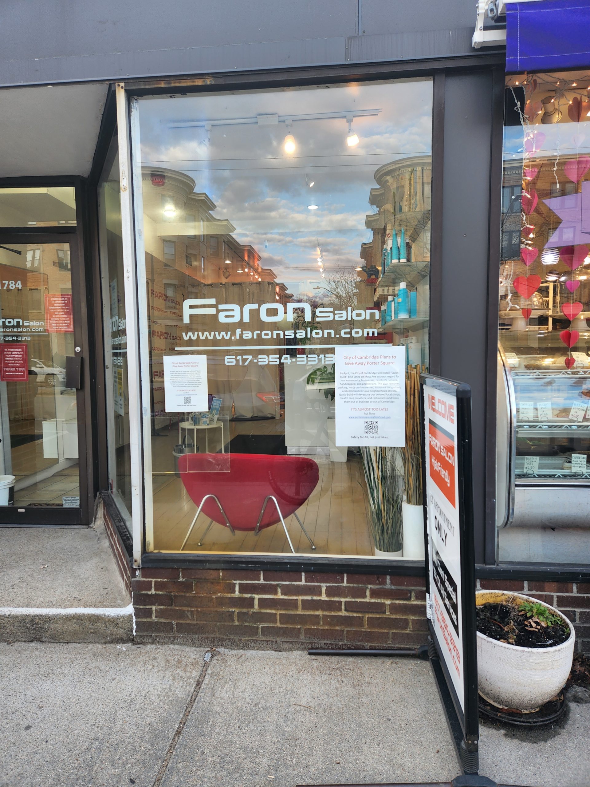Faron Salon
